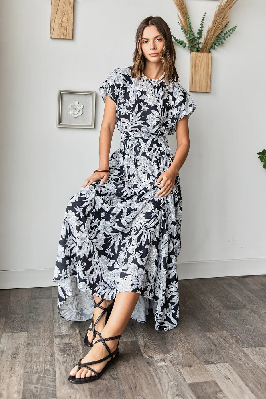 Get trendy with Tropical Print Top and Skirt Set - Two Piece Sets available at Styles Code. Grab yours today!