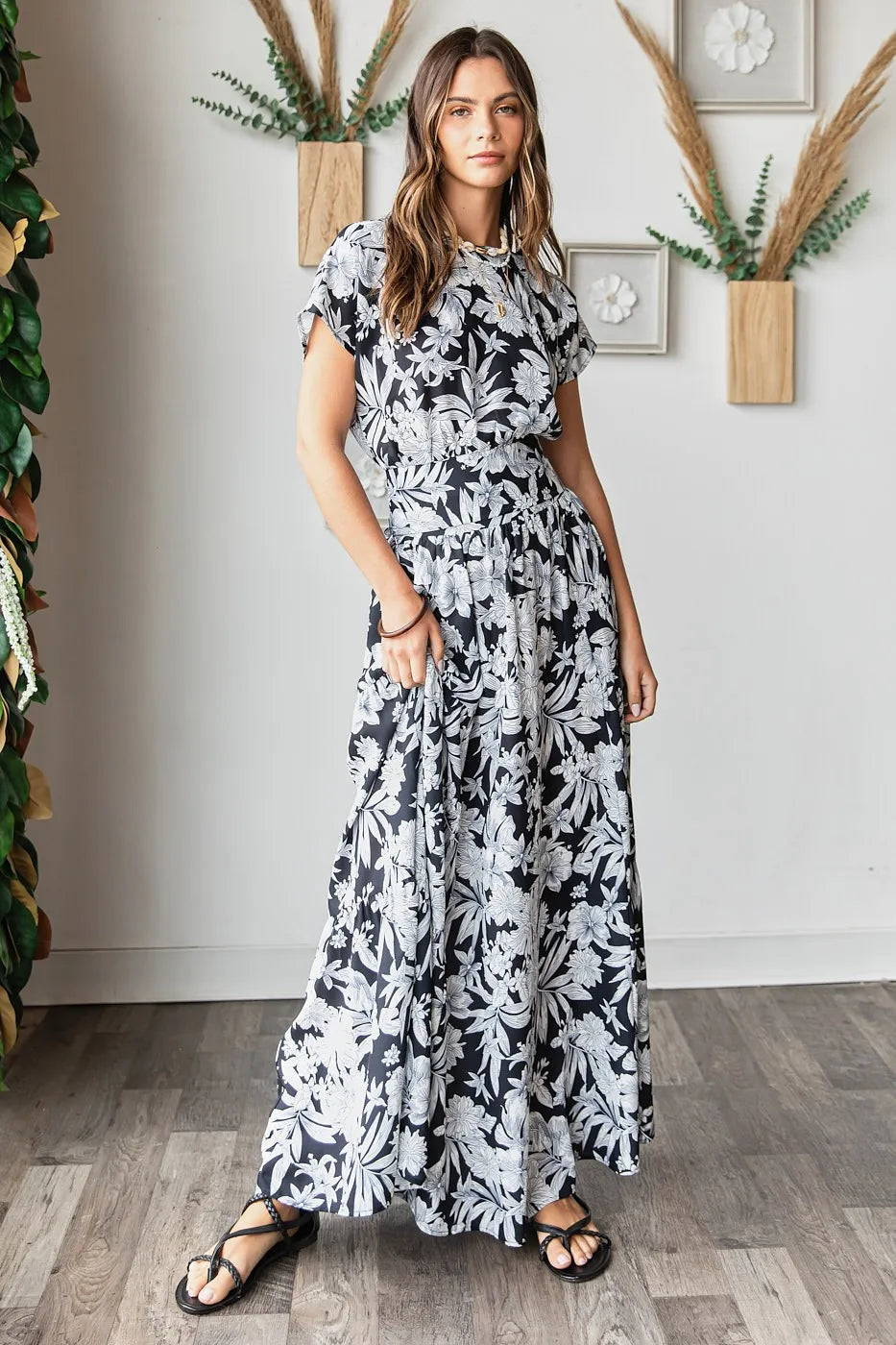 Get trendy with Tropical Print Top and Skirt Set - Two Piece Sets available at Styles Code. Grab yours today!