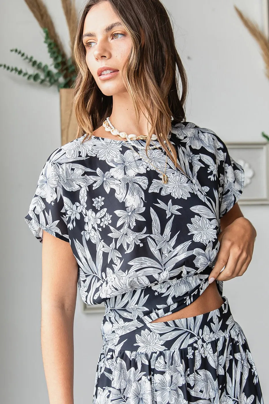 Get trendy with Tropical Print Top and Skirt Set - Two Piece Sets available at Styles Code. Grab yours today!