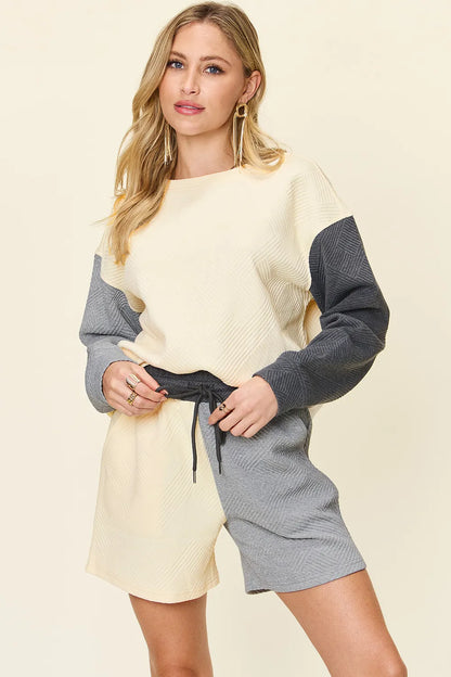 Get trendy with Contrast Drop Shoulder Top and Shorts Set - Two Piece Sets available at Styles Code. Grab yours today!