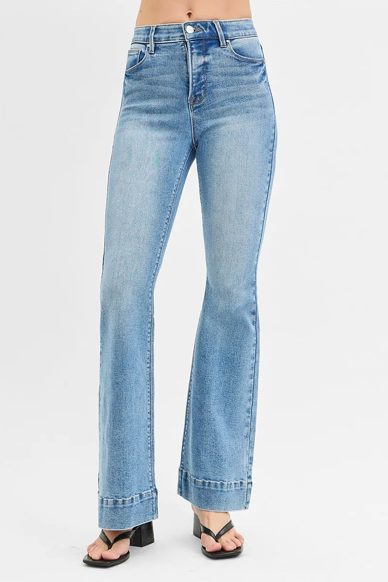 Get trendy with Elastic Band High Rise Jeans Plus Size - Jeans available at Styles Code. Grab yours today!