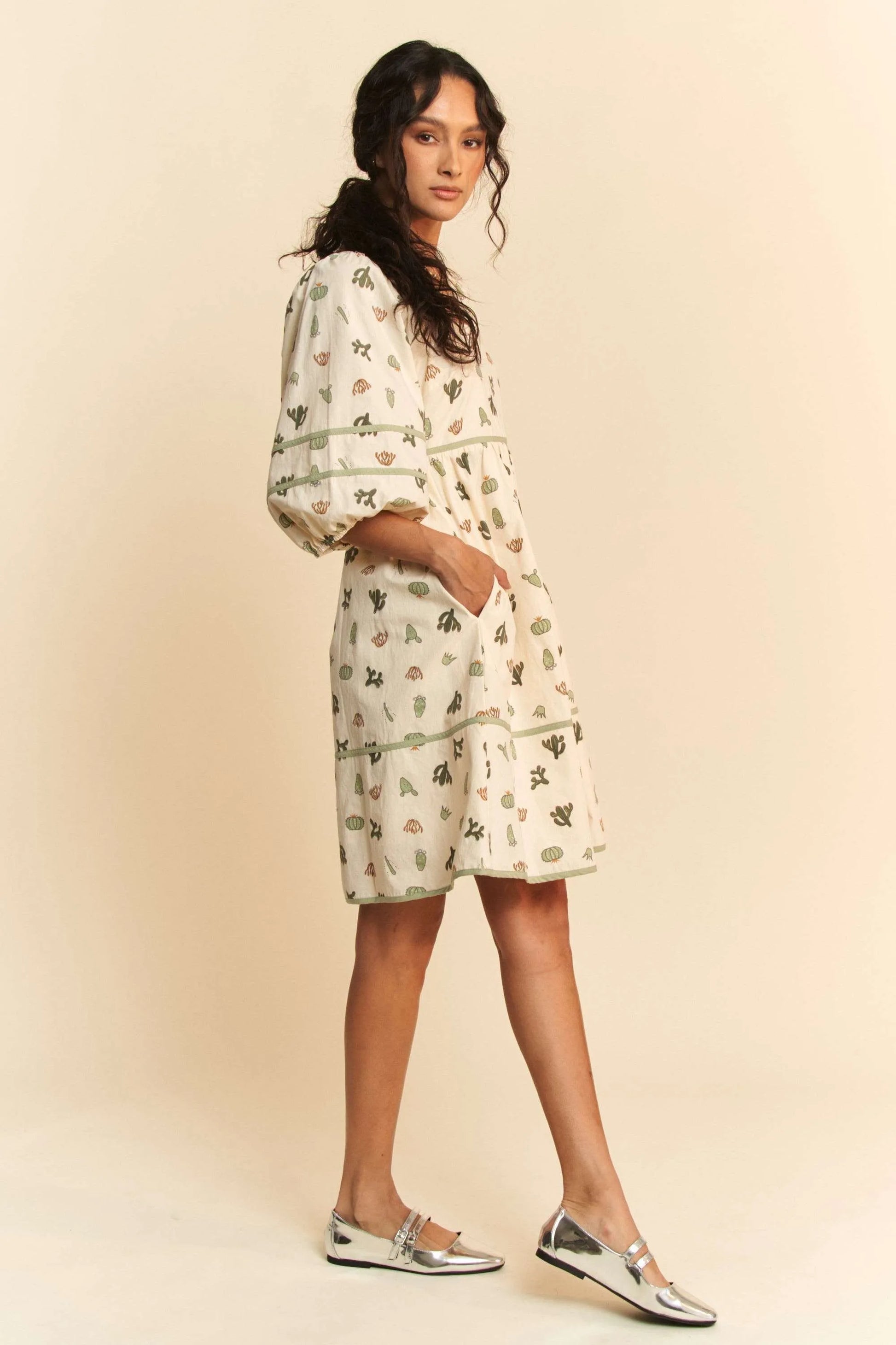 Get trendy with Contrast Piping Mini Dress - Dress available at Styles Code. Grab yours today!