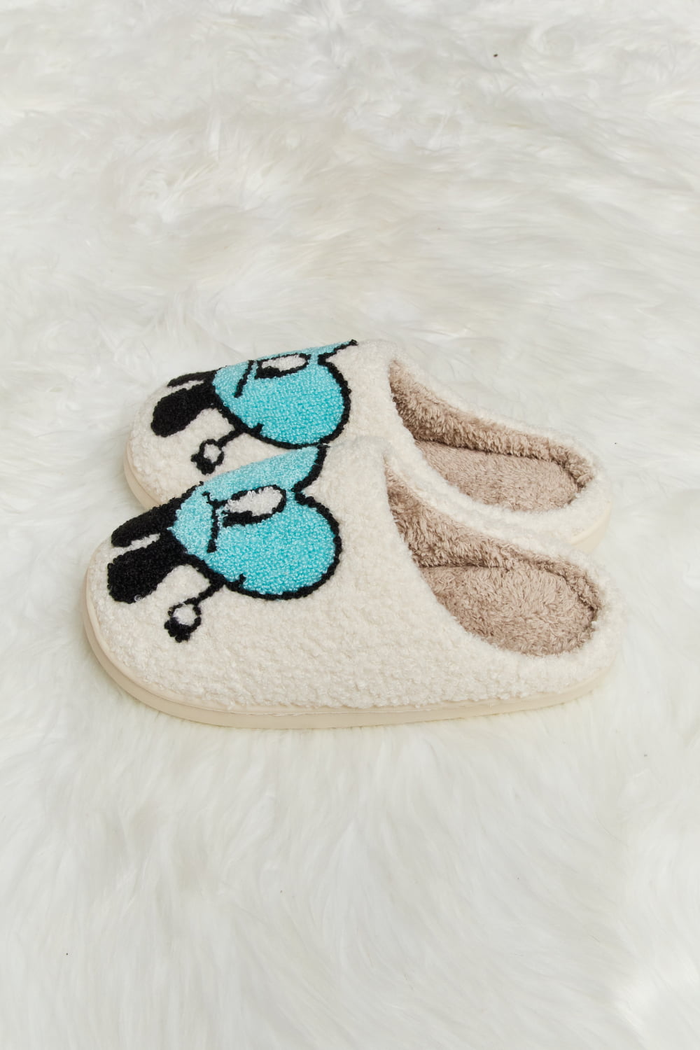 Get trendy with Melody Love Heart Print Plush Slippers - Shoes available at Styles Code. Grab yours today!